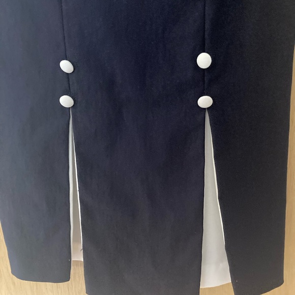 Adorable Retro Wiggle Dress - Picture 3 of 4